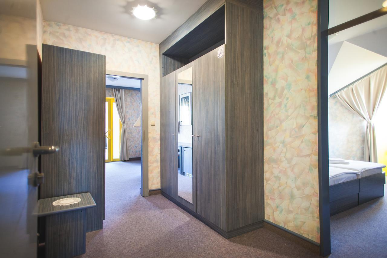 Hotel Dravograd Buitenkant foto